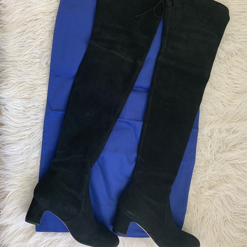 Boots over the knee !